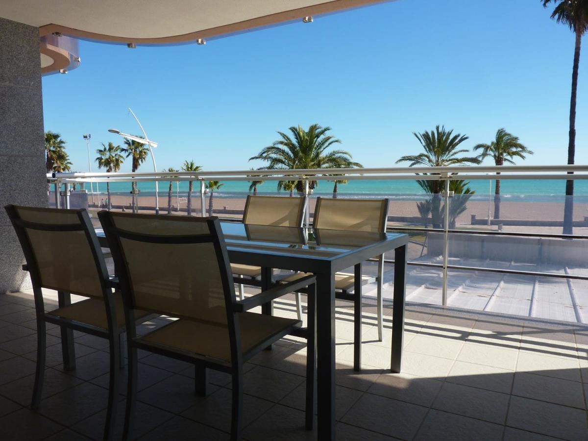 Apartamentos Deluxe Пеньискола Номер фото